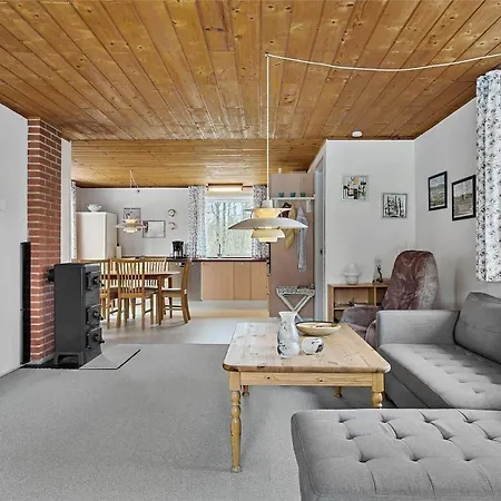 Lf14221-roslev-astrup-vig-81 בית נופש